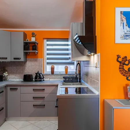 Straza Sun Apartamento *