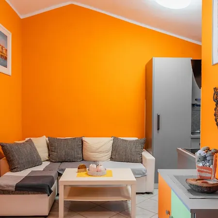 Straza Sun Apartamento Vir