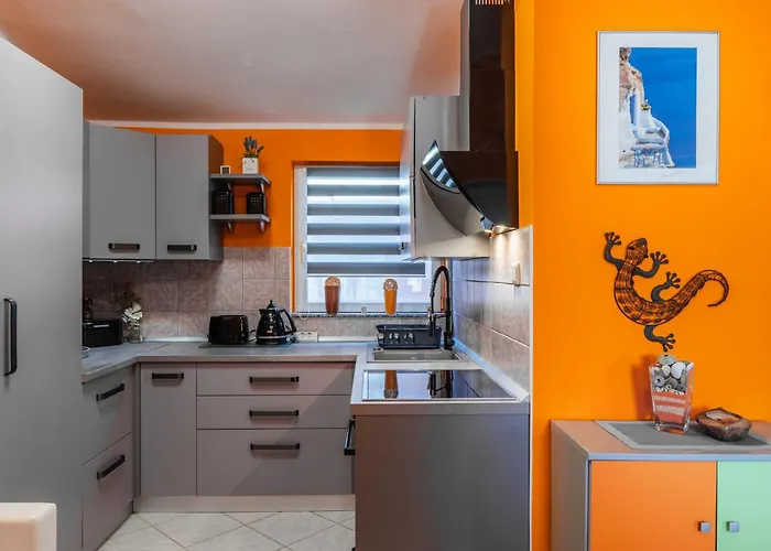 Straza Sun Apartment *