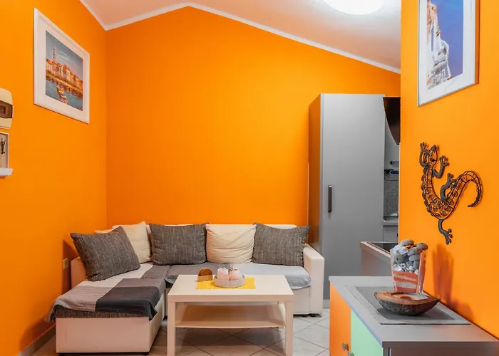 Straza Sun Apartment Vir