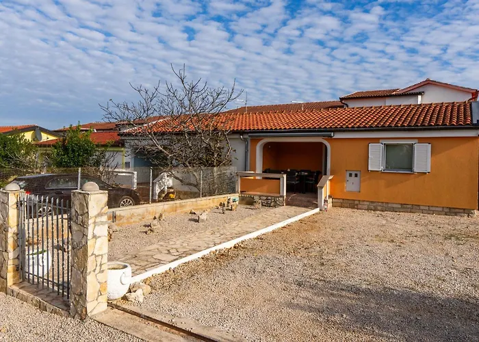 Straza Sun Apartment